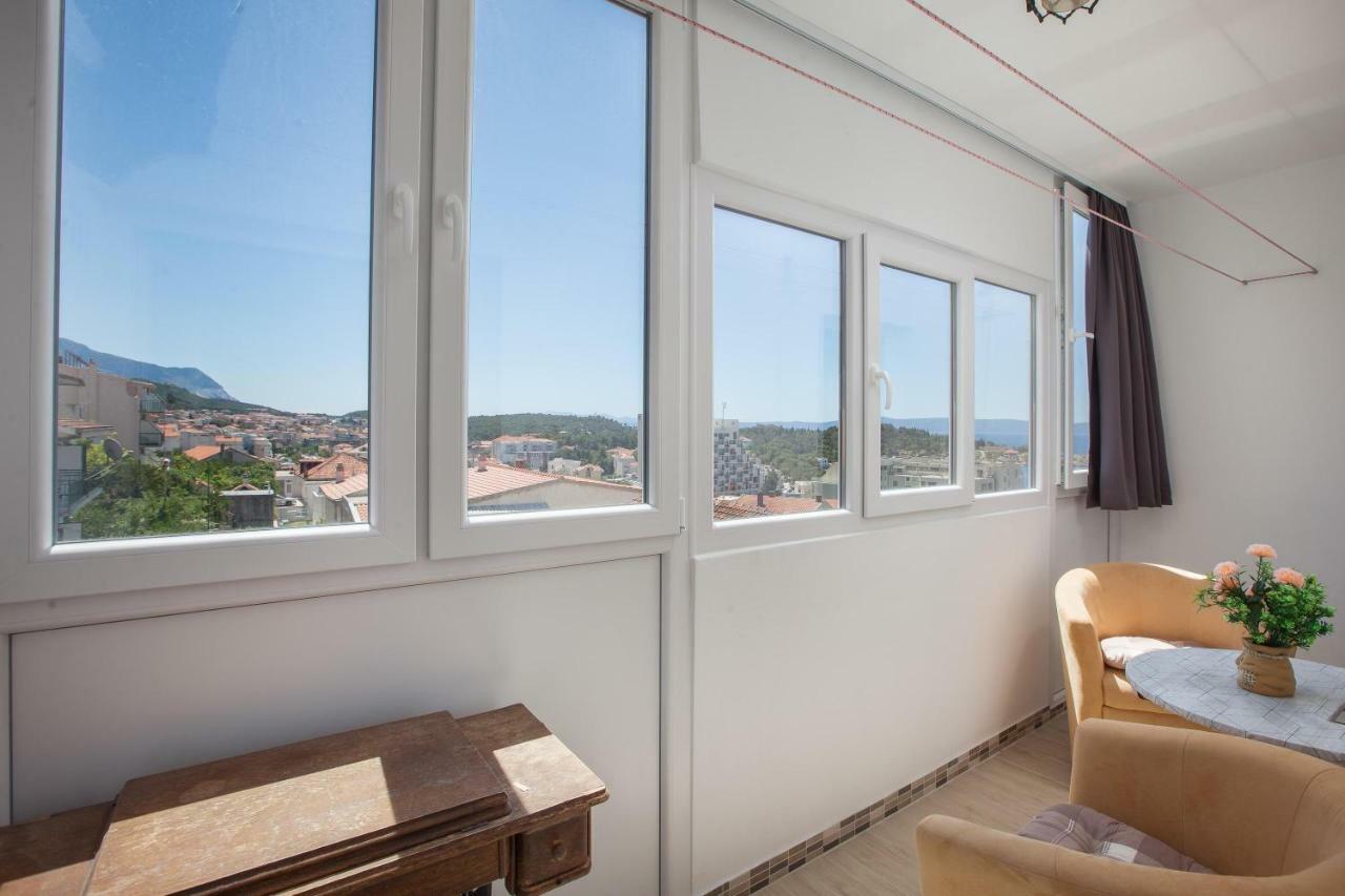 Apartment Dolores Макарска Экстерьер фото